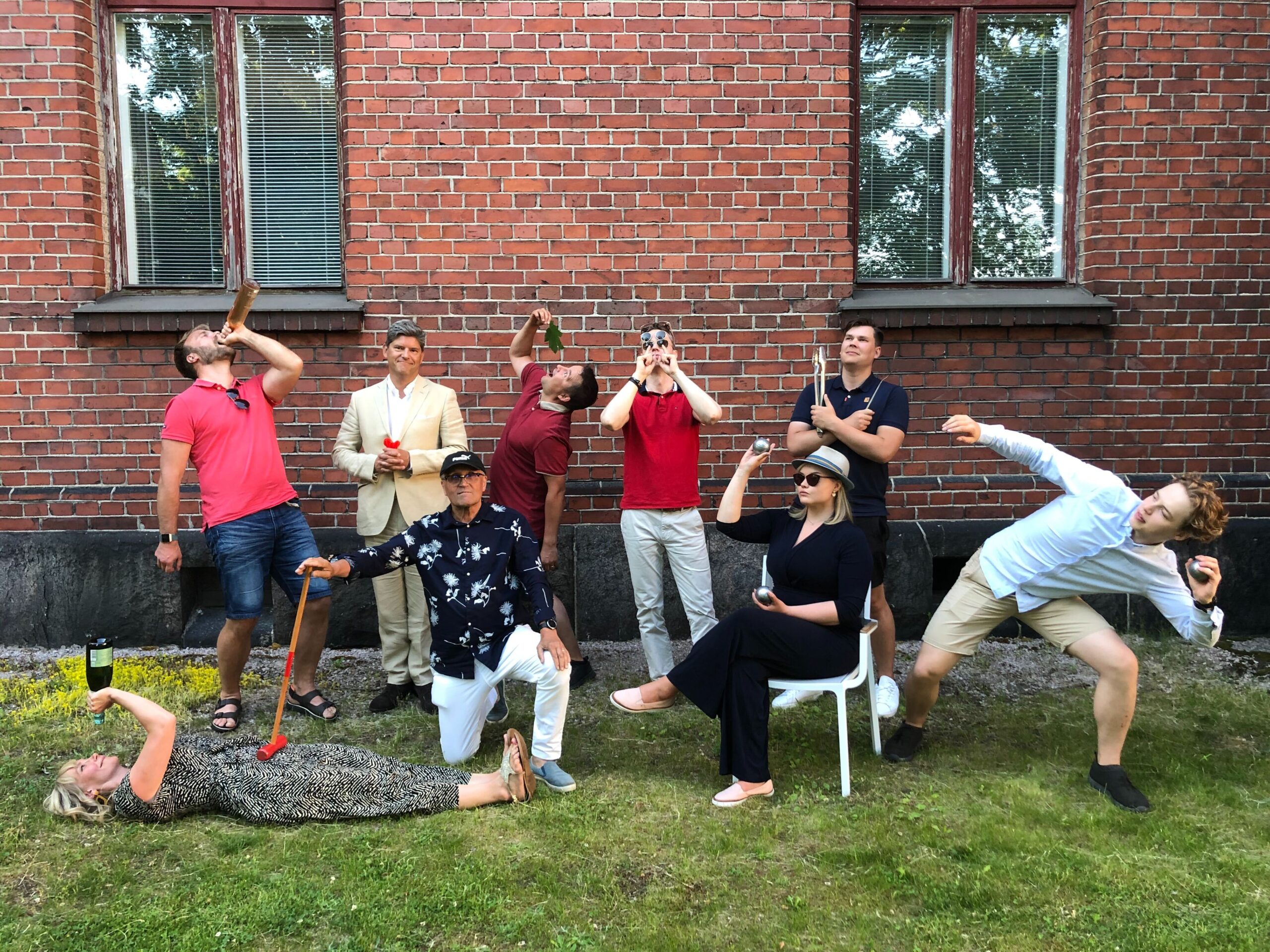 Voima_team_pic_summer Team day at Sveaborg / Suomenlinna in 2022.